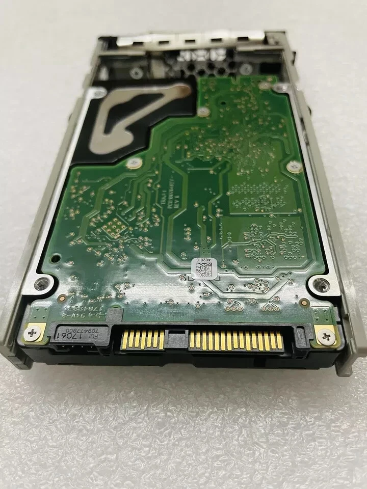 Dell ST300MP0005 HDD 300GB 10K 12Gbps SAS 2.5" Hard Drive — photo 4 of 4